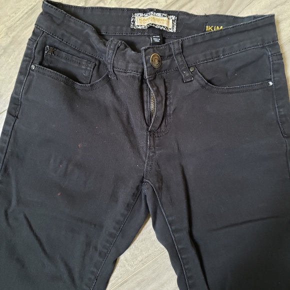 'The Kim' Black Jean - Picture 6 of 8